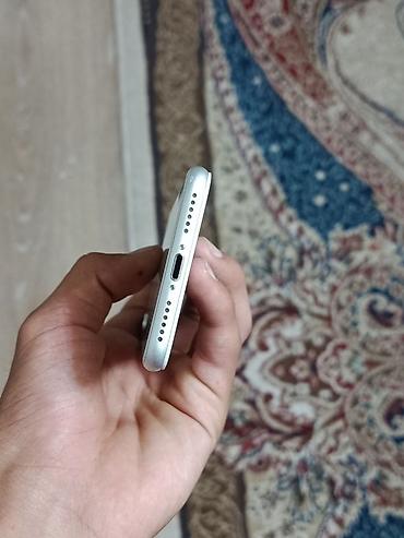Apple iPhone: IPhone 8, Б/у, 64 ГБ, Белый, 100 % at lalafo.kg — 6 Apple iPhone: IPhone 8, Б/у, 64 ГБ, Белый, 100 % — 6