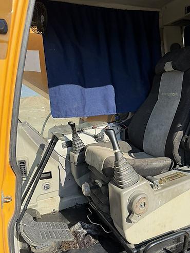 Экскаваторы: Экскаватор, Hyundai, Гусеничный — 11