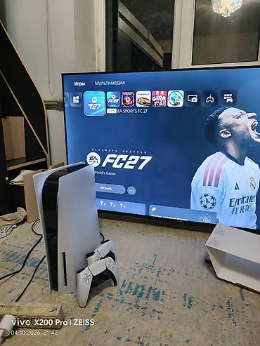 PS5 (Sony PlayStation 5): Пс 5 фат 3 ревизия все в идеале в комплекте два оригинал джойстика и — 1