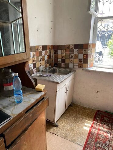 дом раздолный: 40 м², 2 комнаты, Подвал, погреб, Забор, огорожен