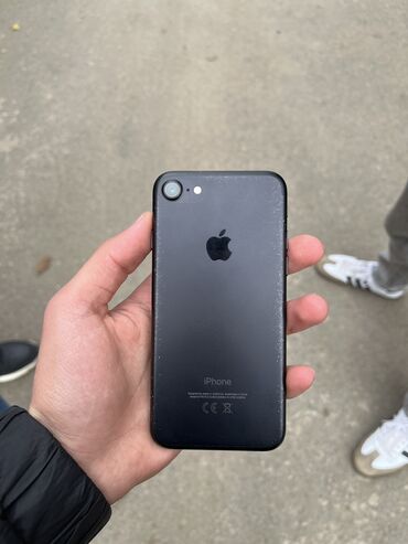 Apple iPhone: IPhone 7, 32 GB, Qara