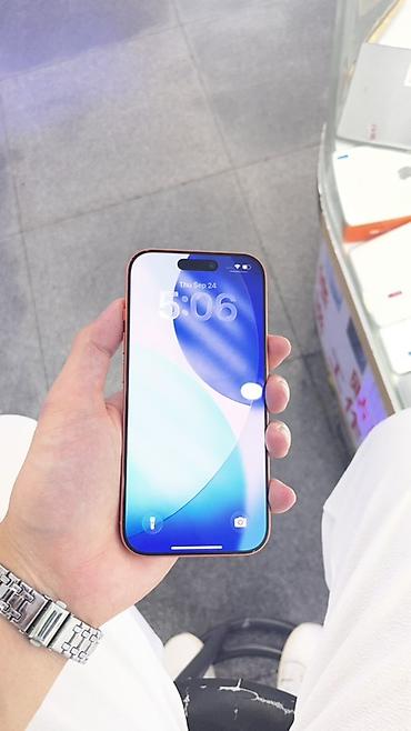 куплю телефон айфон: Смартфон iPhone 17 Pro, оранжевый. Характеристики по скриншотам: - — 2