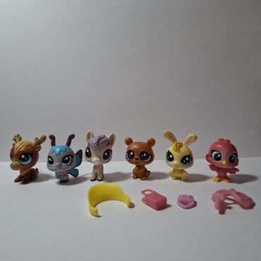 детский домик для кукол: Набор б/у зверушек-малышей"my littlest pet shop". В набор входят