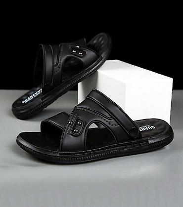 sendel: Tezedir,Geyinilmeyib,Kişi üçün qara rəngli slayt tipli sandal - — 1