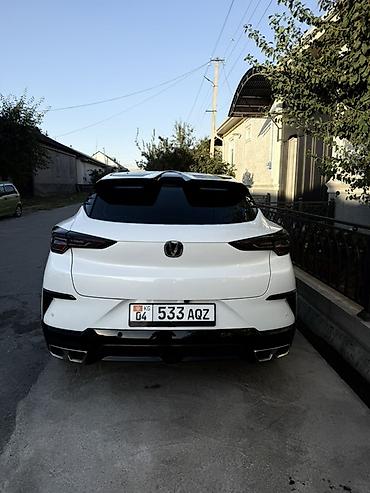 ауди куадра: Changan Uni-T: 2025 г., 1.5 л, Автомат, Бензин, Кроссовер — 4