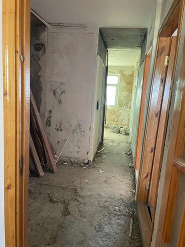 Həyət evləri və villaların satışı: 5.5 bina evi kupcali 3otaq evin kafel metlaki asma tavani -da lalafo.az — 10 Həyət evləri və villaların satışı: 5.5 bina evi kupcali 3otaq evin kafel metlaki asma tavani — 10