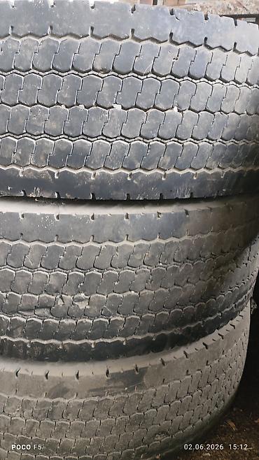 прокол дороги: Грузовые шины 315/70 R22.5 - Тип: бескамерные, радиальные (Tubeless — 2
