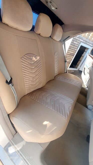 Mercedes-Benz: Mercedes-Benz E 240: 2.4 l | 2000 il Sedan — 7