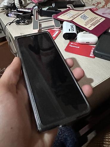 fold: Samsung Galaxy Z Fold 3, Б/у, 256 ГБ, цвет - Черный, 2 SIM — 3