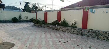 Həyət evləri və villaların satışı: Satılır: həyət evi - Tikili: 1 mərtəbəli fərdi yaşayış evi, qırmızı — 4