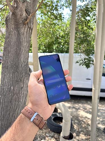 samsung netbook: Samsung Galaxy A31, 64 GB, rəng - Göy, Barmaq izi, Düyməli, Sensor — 3