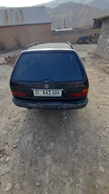 Volkswagen: Volkswagen Passat Variant: 1992 г., 1.8 л, Механика, Бензин, Универсал — 3