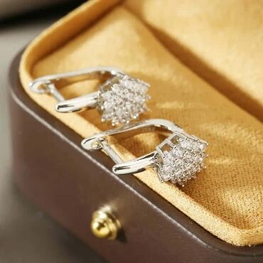 Minđuše: Minđuše – elegantne alke sa cirkonima - Dizajn: više modela finih — 24