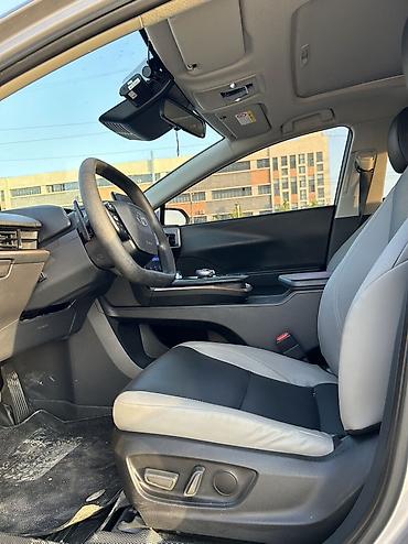 nisan march: Toyota bZ3: 2023 г., Электромобиль, Седан — 7