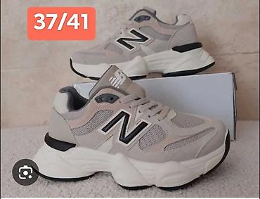 Patike: 2850 din na lalafo.rs — 2 Patike: 2850 din — 2