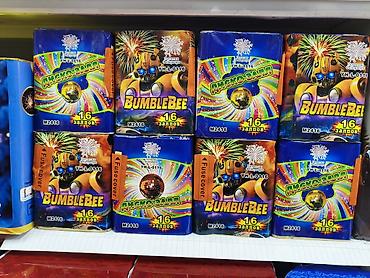 Фейерверки: Большой выбор:Ракеты, фонтаны, батареи. Салютов, хлопушки — 6