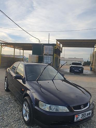 Honda Accord: 2001 г., 2 л, Автомат, Бензин, Седан