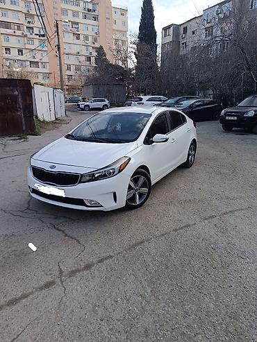 sideniya: Kia K3: 1.6 l | 2017 il Sedan — 1