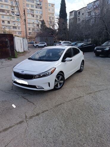 Kia: Kia K3: 1.6 l | 2017 il Sedan — 2
