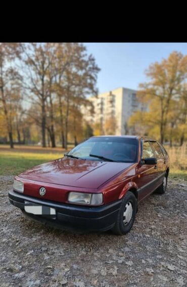 Volkswagen: Volkswagen Passat: 1993 г., 1.8 л, Механика, Газ, Седан — 1