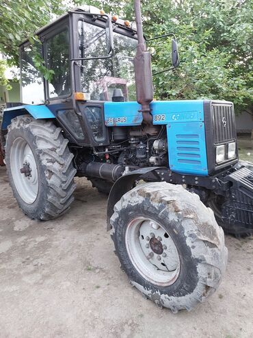 aqrar kend teserrufati texnika traktor satis bazari: Traktor Belarus (MTZ) BELARUS, 2010 il, Yeni