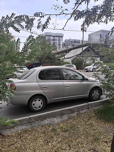 Toyota: Toyota Platz: 2000 г., 1 л, Автомат, Бензин, Седан — 4