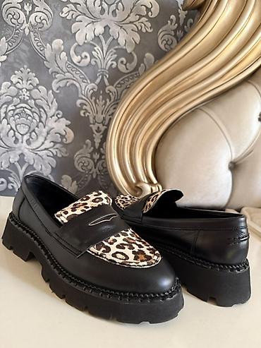 deri godekce: Qadın loaferləri – qalın platformalı, leopard naxışlı üst hissə - — 2