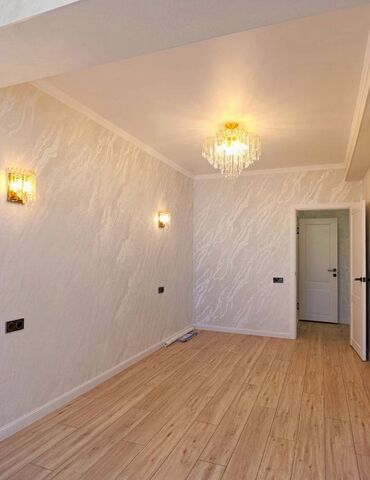 продаю квартиру в токмоке: 2 комнаты, 43 м², Элитка, 3 этаж, Евроремонт