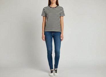 t shirty miu miu: Women`s T-shirt, size M