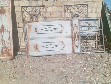 Reykalar, taxtalar: Tikinti materialları taxta darvaza qapi demir sifer. - Taxta şalban — 6