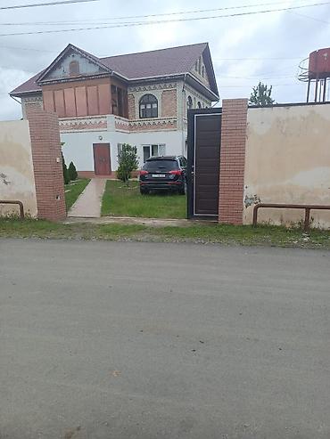gunluk kirayə bağ evi: 150 kv. m, 3 otaqlı, Hovuzlu, Qaz, Su, Kanalizasiya — 1