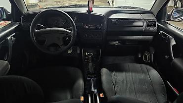 e klass: Volkswagen Vento: 1992 г., 1.8 л, Механика, Бензин, Седан — 7