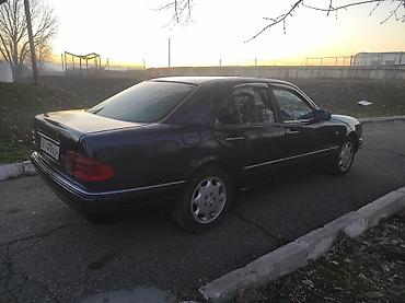 Mercedes-Benz: Mercedes-Benz E-Class: 1999 г., 2.4 л, Автомат, Бензин, Седан — 4