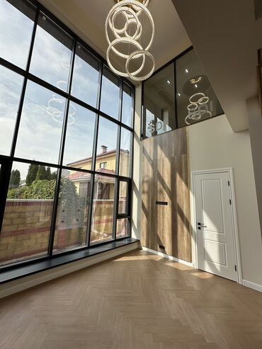 Продажа домов: Дом, 365 м², 5 комнат, Агентство недвижимости, Дизайнерский ремонт at lalafo.kg — 10 Продажа домов: Дом, 365 м², 5 комнат, Агентство недвижимости, Дизайнерский ремонт — 10