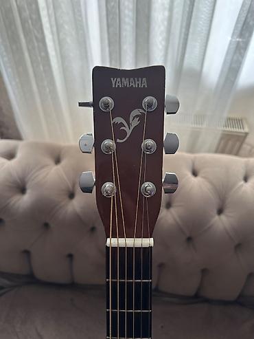 islənmis gitara: Akustik gitara, Yamaha, 6 sim, İşlənmiş, Ünvandan götürmə, Pulsuz çatdırılma, Ödənişli çatdırılma — 5