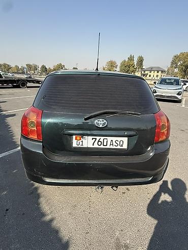 тайото карина: Toyota Corolla: 2005 г., 1.6 л, Механика, Бензин, Хэтчбэк — 4