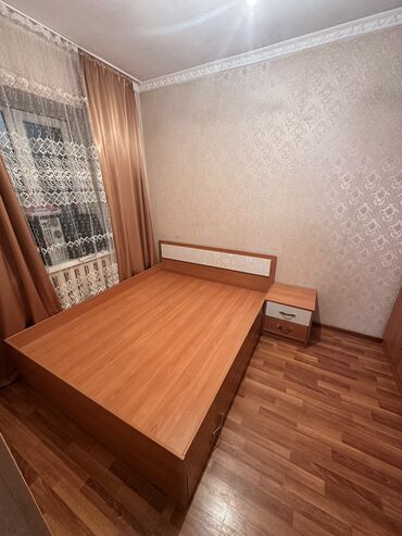 спальные гарнитуры бу бишкек: Уктоочу бөлмө гарнитуру, Колдонулган, Эки кишилик керебет, Шкаф, Комод, Кыргызстан, ДСП, Өзү алып кетүү, түсү - Күрөң