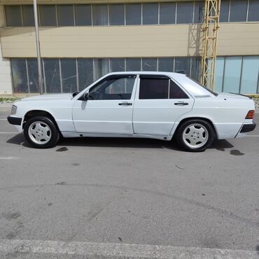 e 2 2: Mercedes-Benz 190: 2 л | 1991 г. Седан