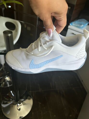 deichmann ženske sandale: Nike, 40, color - White