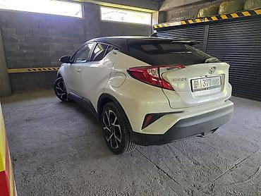 тойота си эйч эр: Toyota C-HR: 2018 г., 2 л, Автомат, Бензин, Кроссовер — 2