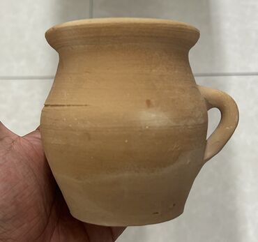 Digər qab-qacaq və mətbəx ləvazimatları: Saxsı qab-qacaqlar satılır.Təzədir.Sifariş var.Çeşidlər çoxdur.Hər cür — 17