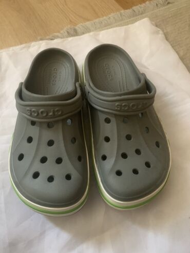обувь больших размеров бишкек: Удобные сабо Crocs Classic Clog из полимерного материала