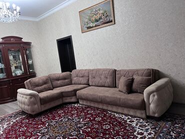 Soyuducular: RumiKunc divan Salogludan 400₼ satilir .Divan acilir bazali .1300₼