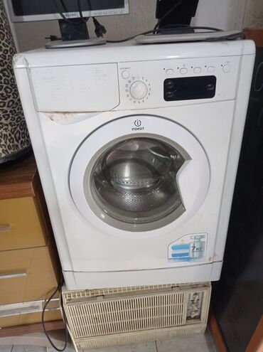 Обогреватели и камины: Стиральная машина Indesit, 7 кг, Б/у, Автоматические, Без сушки, Нет кредита