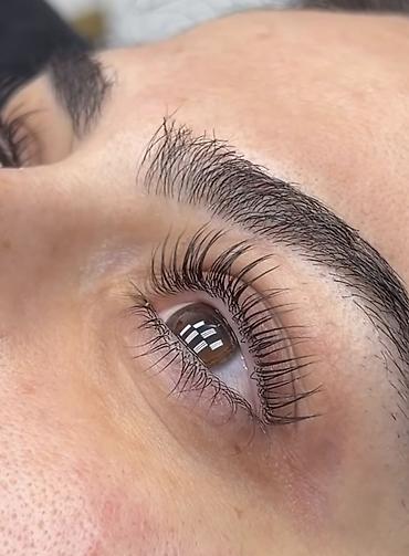 смас лифтинг: Ламинирование и лифтинг ресниц (Lash Lift) с окрашиванием - Эффект — 2