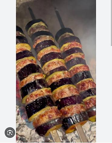 sumaq: Kabab xidməti – manqalda müxtəlif növ kabablar və qarnirlər — 5