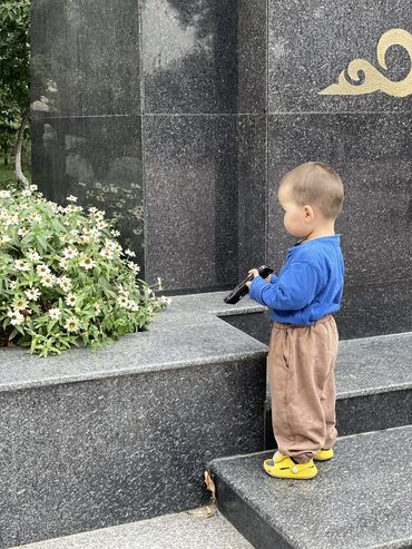 лего даром: Нуждаемся в детс.одежде😔 приму даром