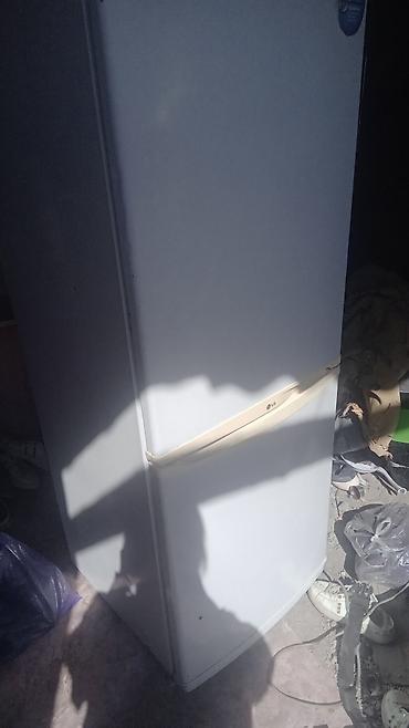 freezer: Холодильник LG двухкамерный, белого цвета, с нижней морозильной — 2