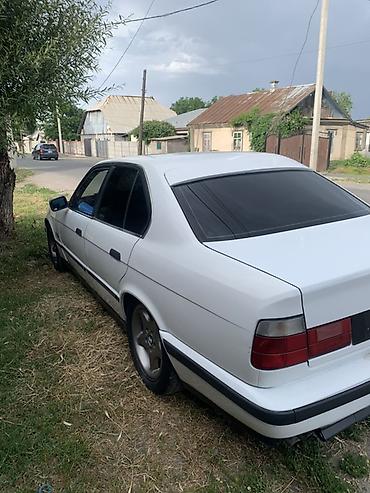 BMW: BMW 5 series: 1994 г., 2.5 л, Кол менен иштөөчү, Бензин, Седан — 3