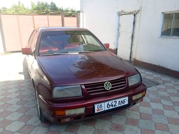 венто 1998: Volkswagen Vento: 1.8 л